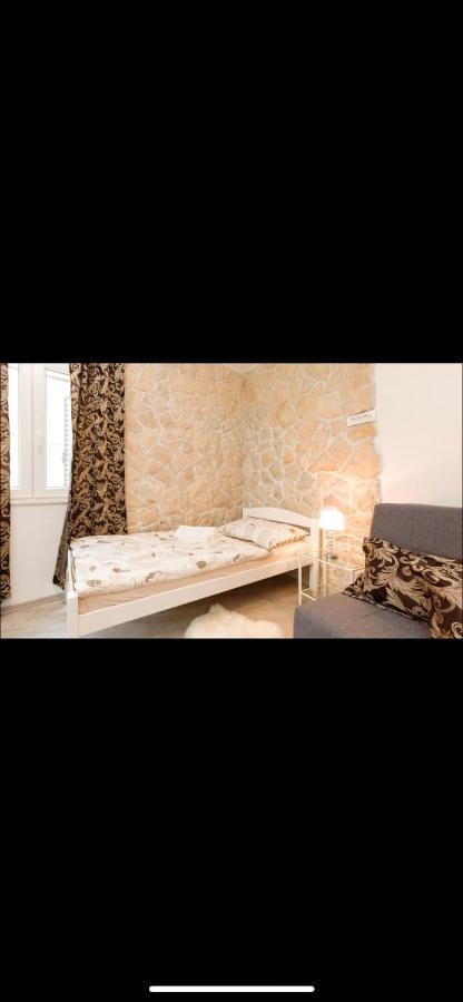 Apartment Vijoleta In City Centre Split Exterior photo